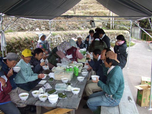 豚汁とめはりずしの昼食