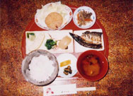あきのはランチ 600