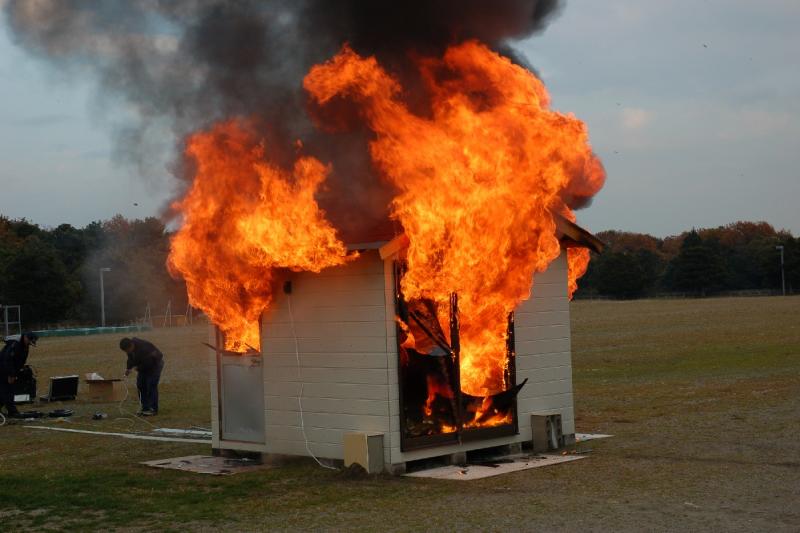 模擬家屋燃焼実験