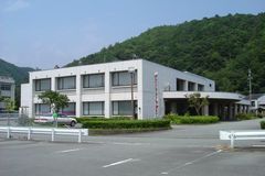 東長島公民館外観