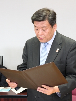 1グループに複数の画像を表示2