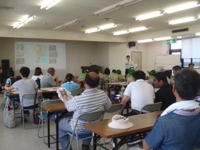 海の生き物教室の様子