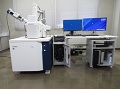 分析機能付き熱電子型走査電子顕微鏡の写真