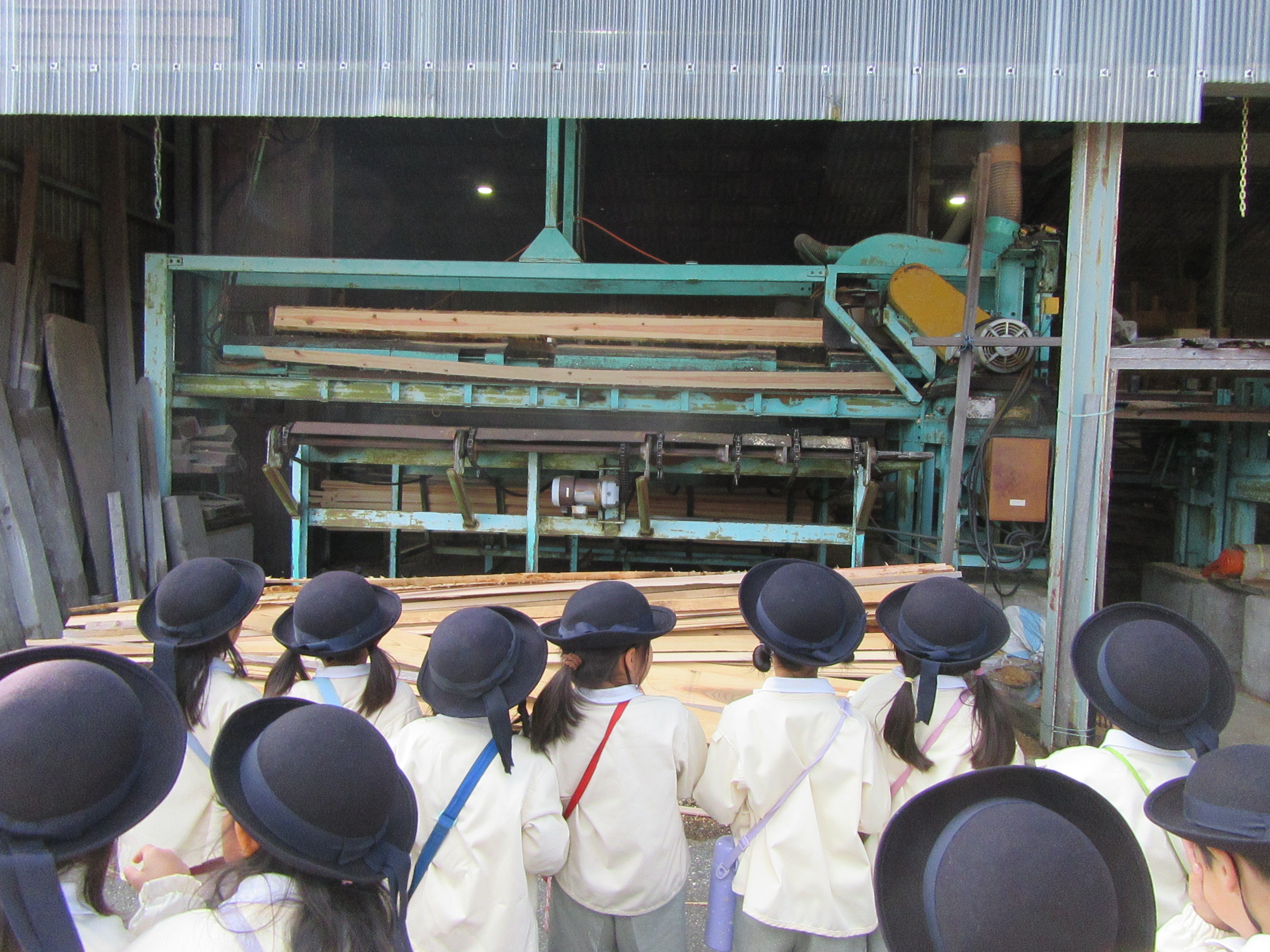 1グループに複数の画像を表示2