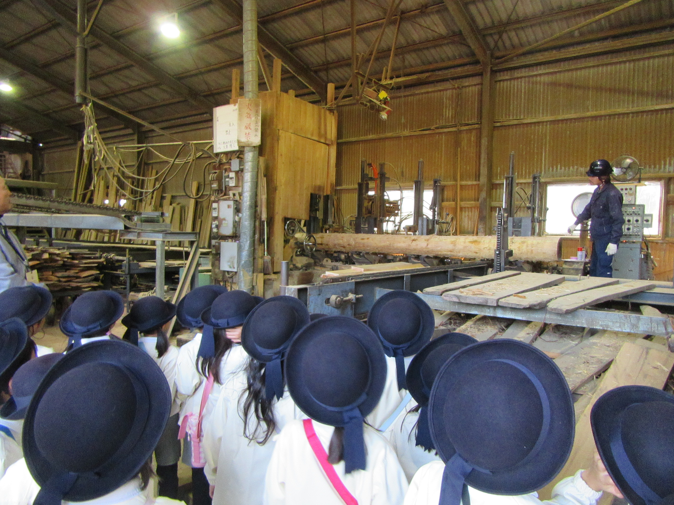 1グループに複数の画像を表示2