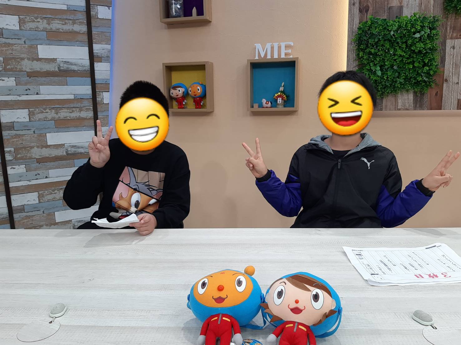 1グループに複数の画像を表示2