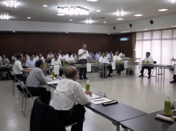 松阪地方県民局での「膝づめミーティング」