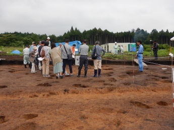 四辻遺跡で現地説明会を開催しました