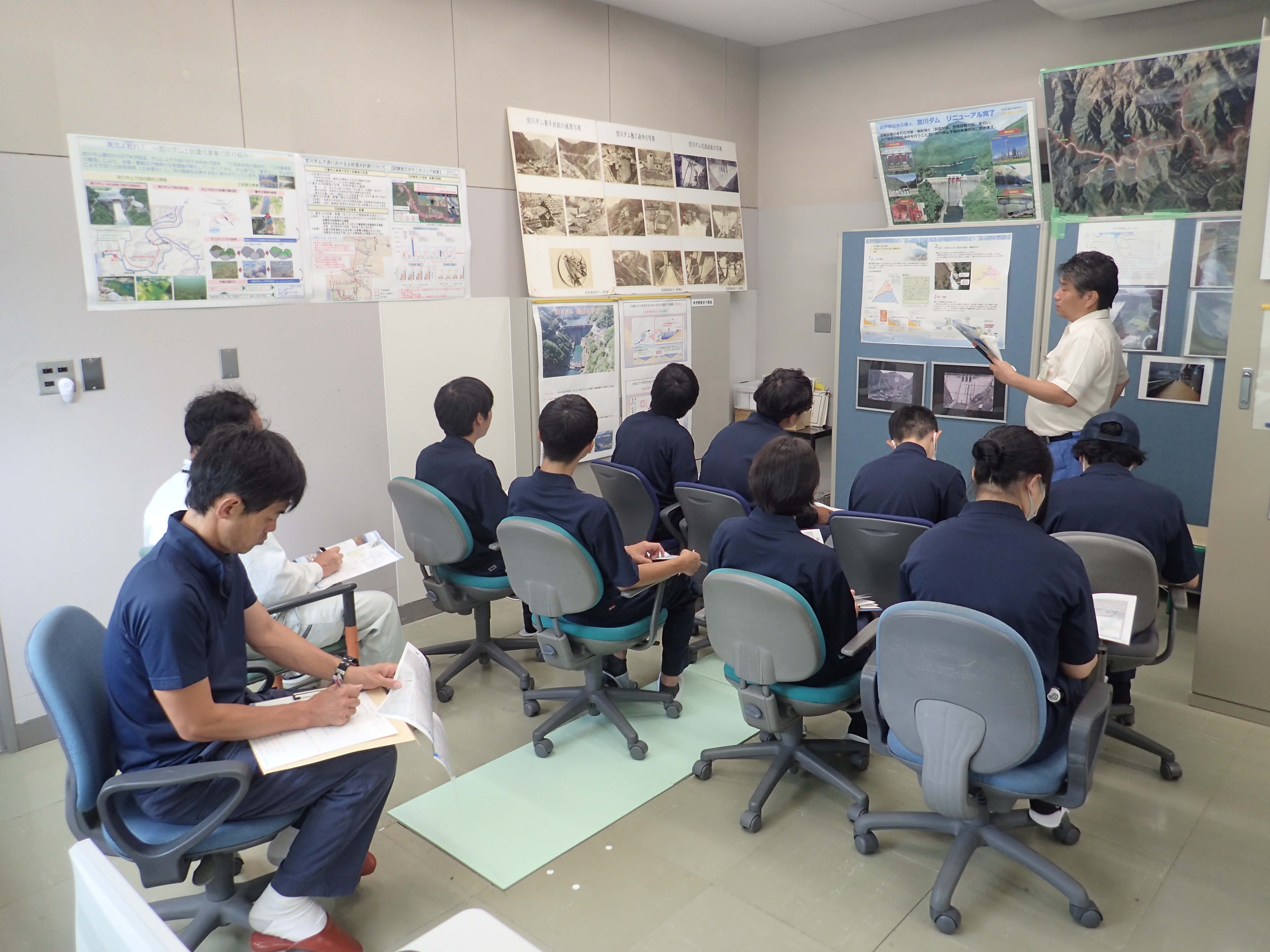 Ｒ７宮川ダム見学１