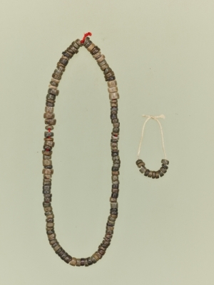 皇大神宮境内出土 勾玉・臼玉(東京国立博物館蔵) ※ Image:TNM image Achaives