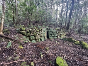 元盛松の炭焼き場