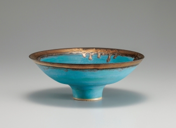 ルーシー・リー《青釉鉢》 1980年頃 井内コレクション (国立工芸館寄託)撮影:品野塁